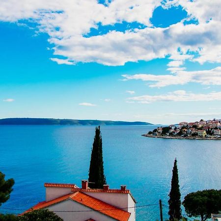 Villa Marta Apartmani Trogir Exterior photo